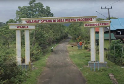Welcome gate of Desa Wisata Paccekke