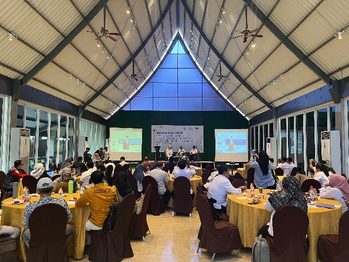 Working groups drafting the South Sulawesi social forestry roadmap